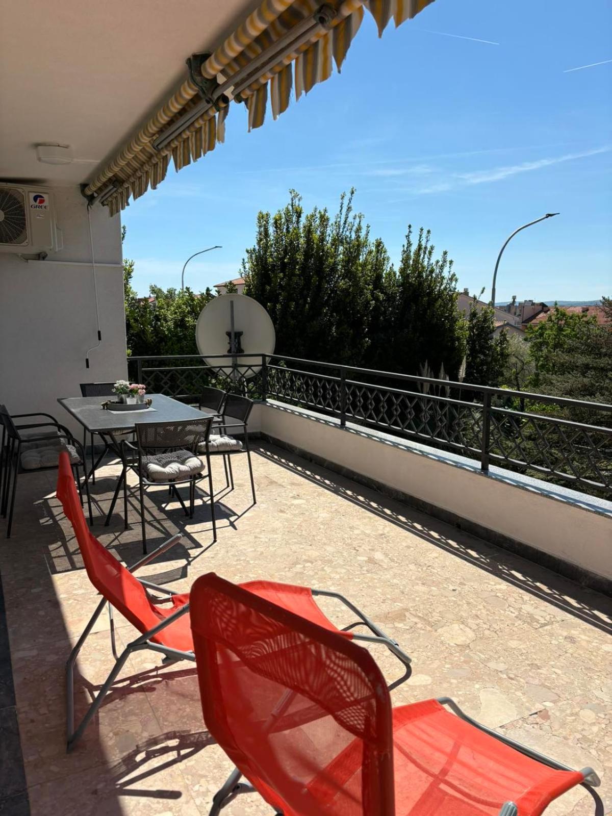 Helen Apartments Crikvenica Exterior foto
